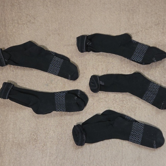 Bombas Accessories - Bombas Black Crew Socks with Gray Pattern- Bundle of 5 Pairs
